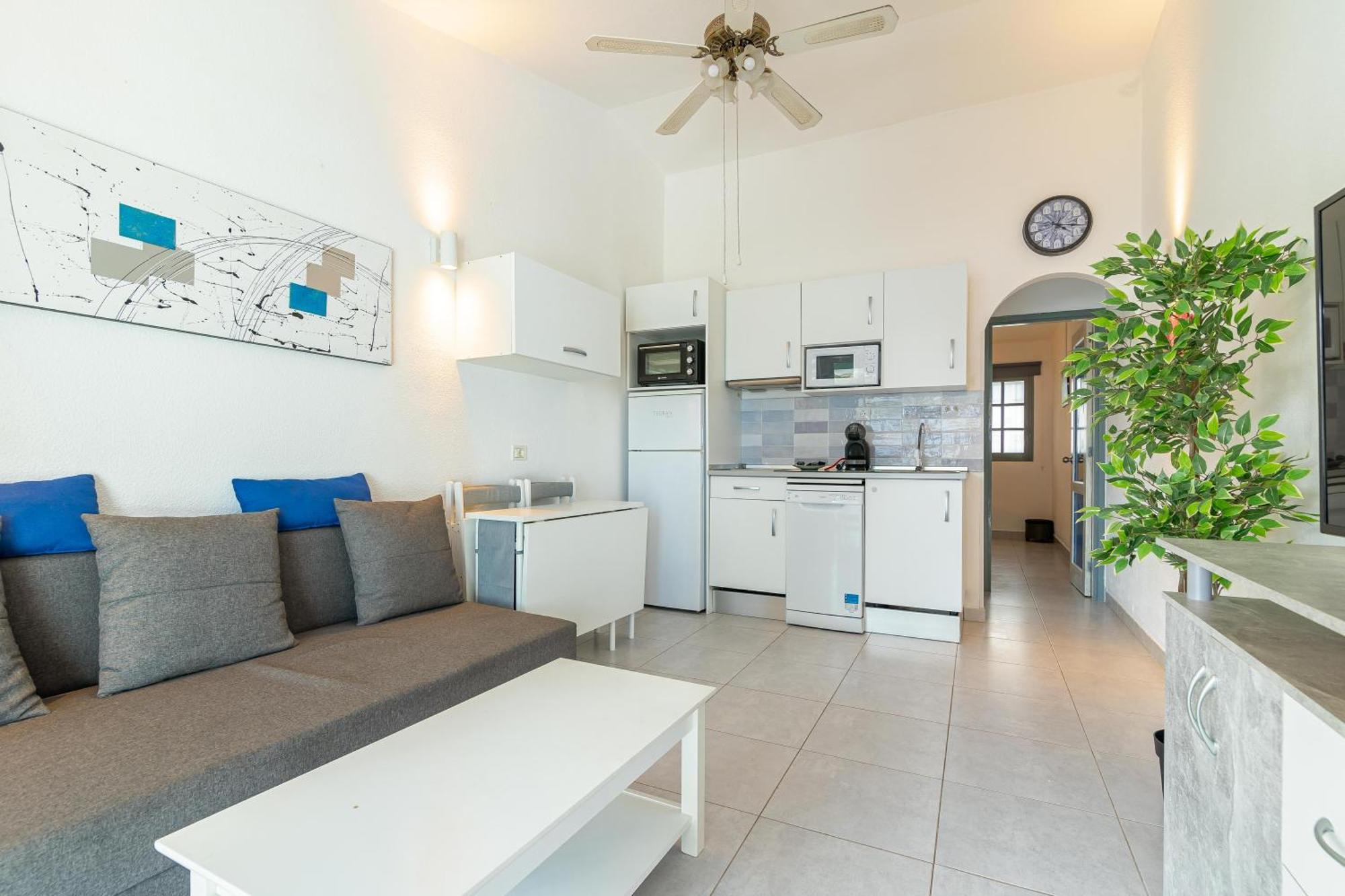 Andrea'S Bungalow, Garden, Barbecue And Pool! ซานบาร์โตโลเม ภายนอก รูปภาพ